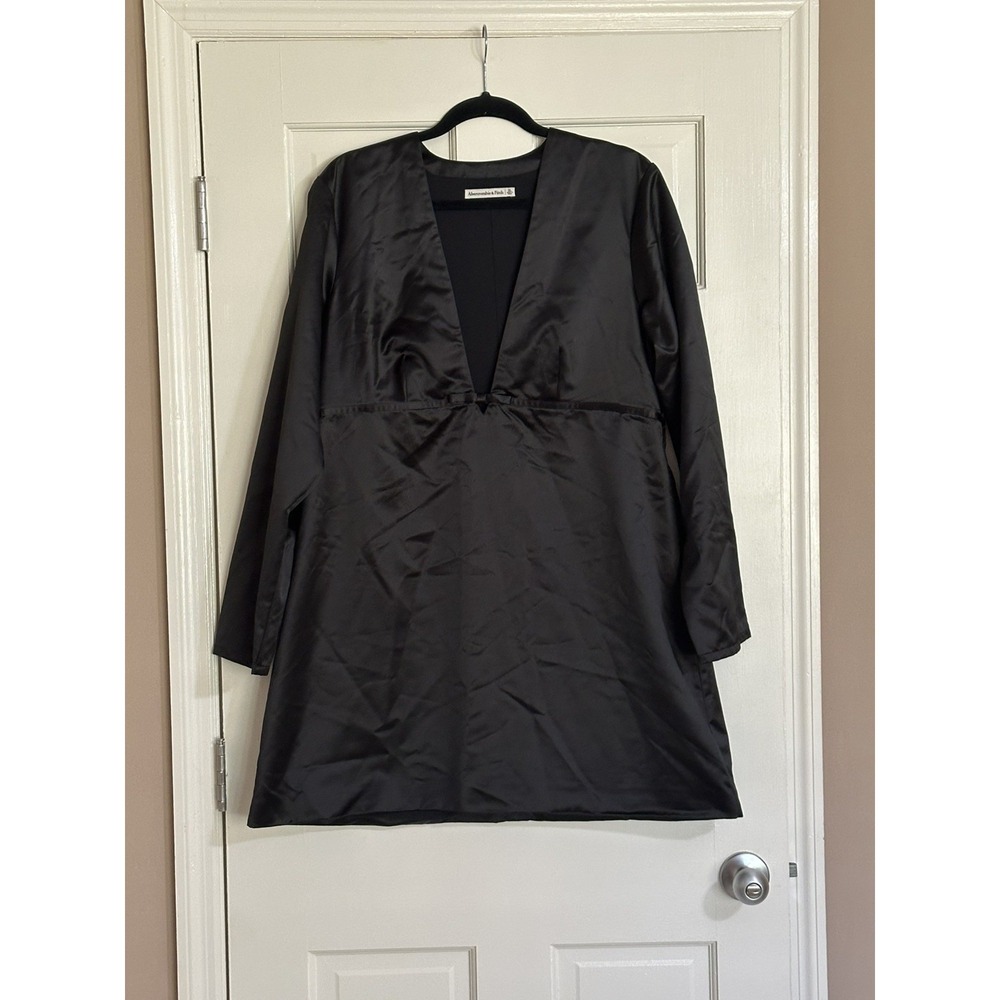 Abercrombie and Fitch Women's Little Black‎ Long Sleeve Dress Deep VNeck Bow XL